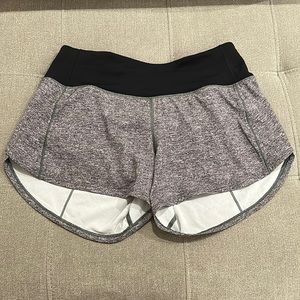 Lululemon Shorts - Black/Marled Gray - Size 4 (Tall) - EUC